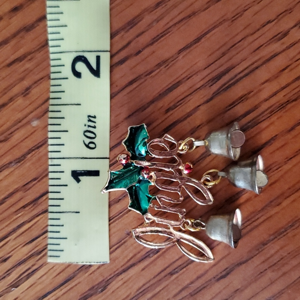 Vintage Jingle Bells Brooch 🔔